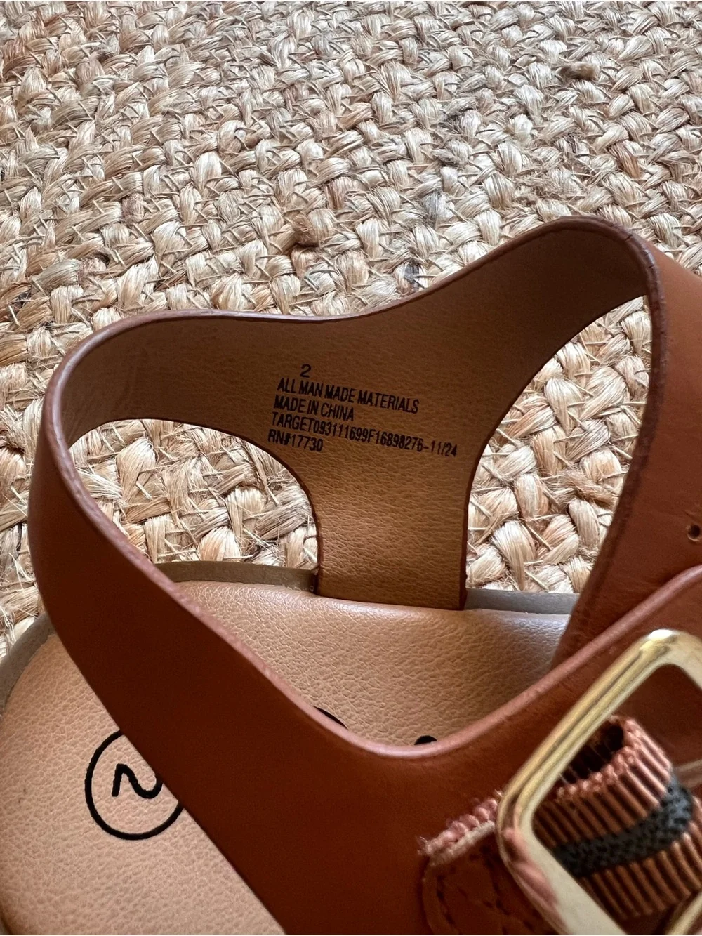 Art Class Classic Brown Kids Sandals - great condition only worn twice